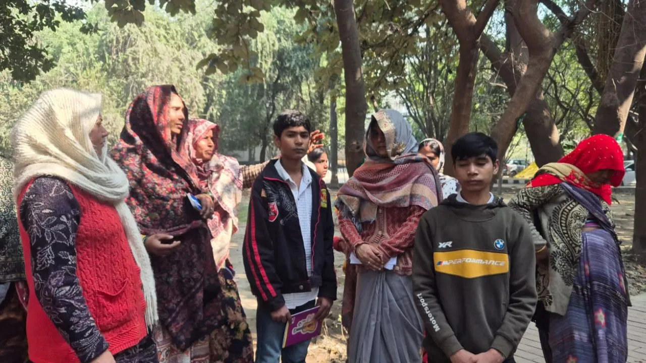 इटावा में युवक की हत्या: मोबाइल चोरी के विवाद में सिर पर मारा ईंट...मौत, पूर्व प्रधान के बेटे के खिलाफ FIR दर्ज