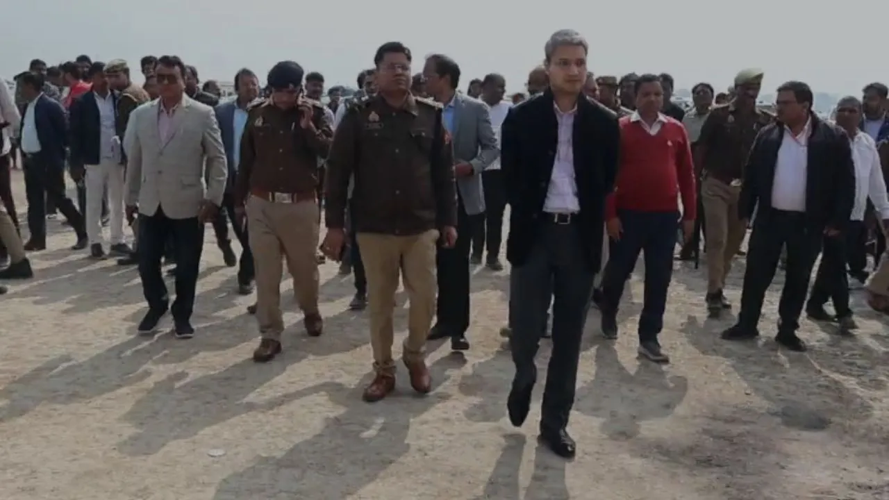 Fatehpur: अमृत स्नान न कर पाने की कसक लिए डटे हजारों श्रृद्धालु, हाईवे पर सजा लिए रसोई: बोले- बिना स्नान किए नहीं जाएंगे वापस...