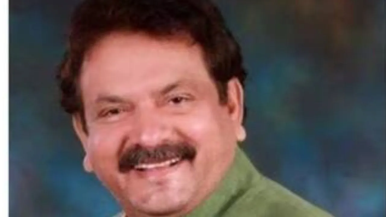 कानपुर में केंद्रीय राज्य मंत्री एसपी सिंह बघेल ने कांग्रेस को घेरा, बोले- पूज्यनीय संविधान को राहुल गांधी जींस की जेब में रखते...