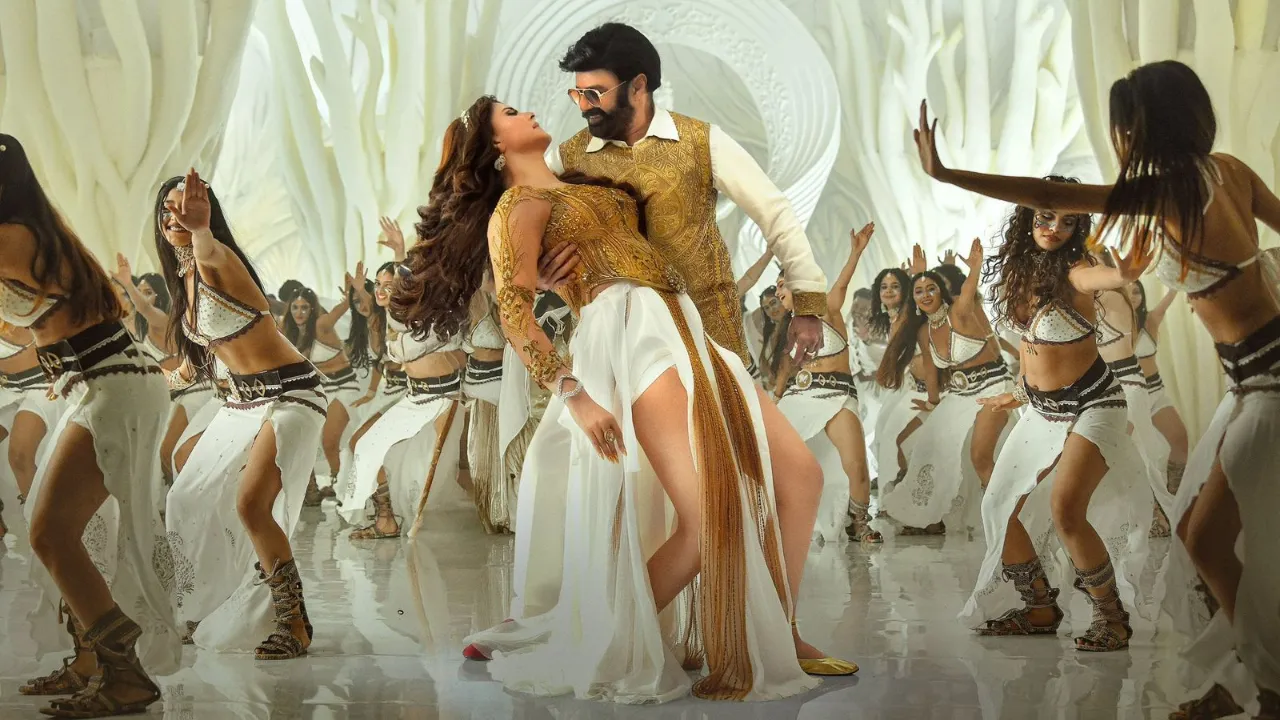 Daaku Maharaaj: तेलुगु में सारे रिकॉर्ड तोड़ने वाली फिल्म हिंदी में धमाल मचाने के लिए तैयार,  24 जनवरी को होगी रिलीज