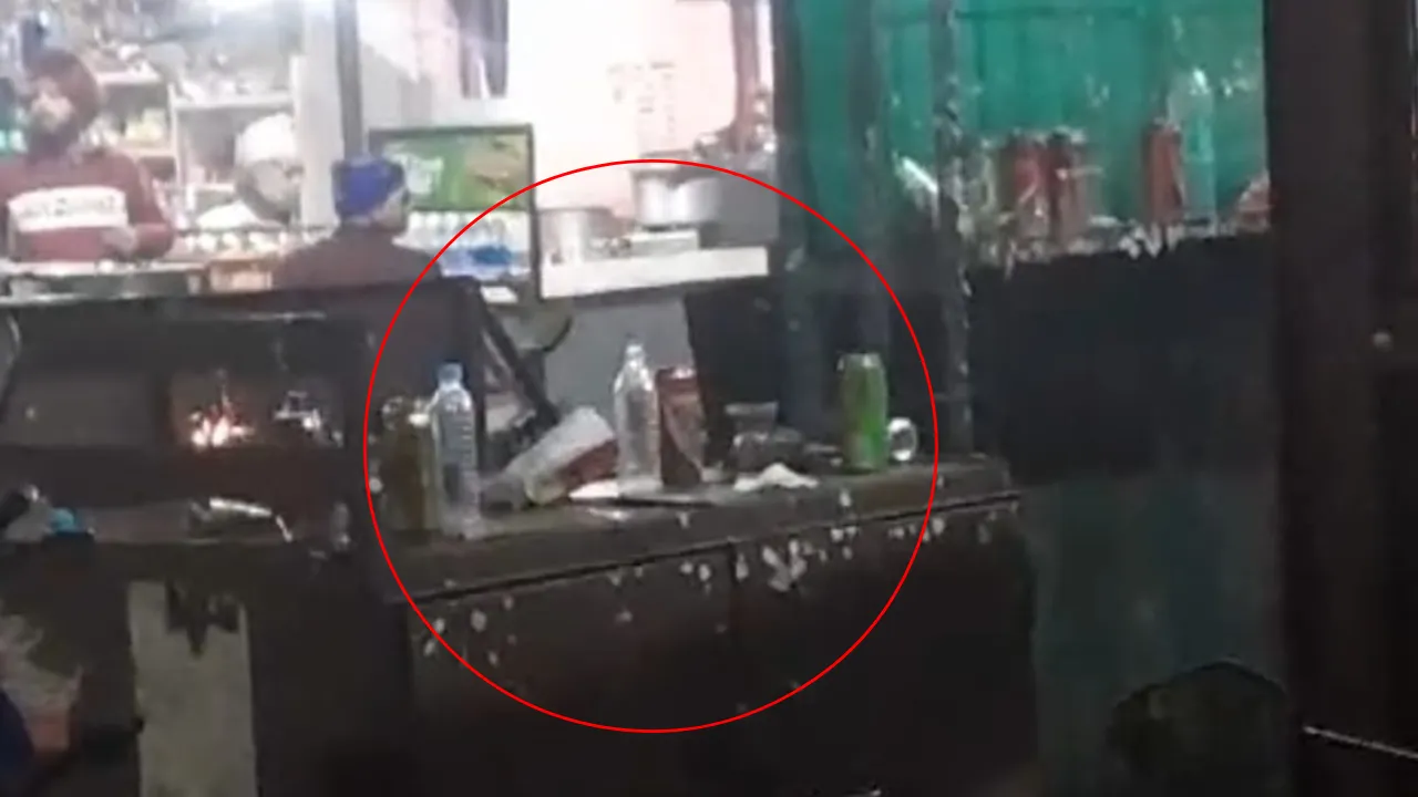खुलेआम छलकाये जा रहे जाम, चंद कदमों पर पुलिस चौकी मगर पुलिस नदारद