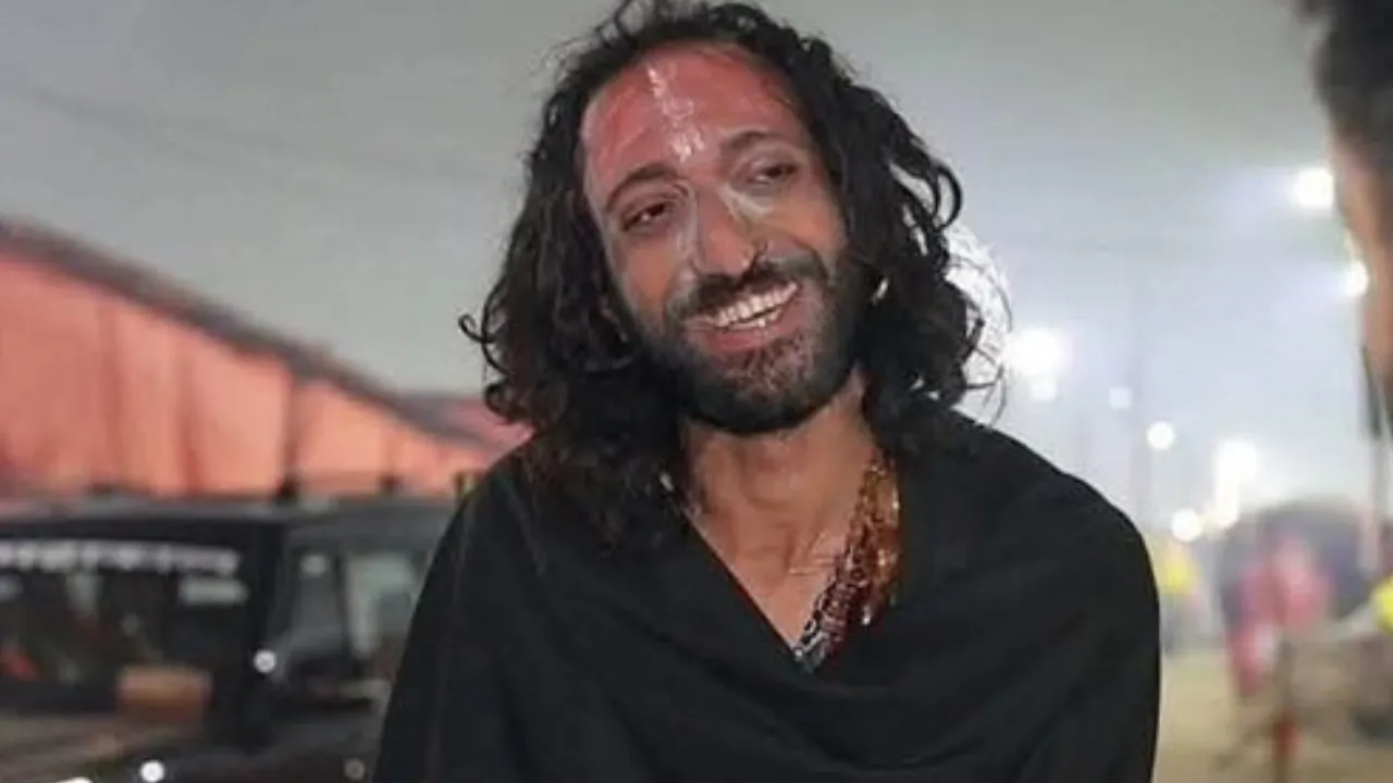 IITian बाबा को जूना अखाड़ा से किया गया निष्कासित, महंत नारायण गिरि ने किया सच का खुलासा