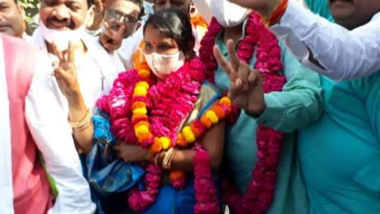 जिला पंचायत अध्यक्ष आरती रावत को मिली बड़ी राहत, अधिकार सीज करने वाले आदेश पर रहेगी रोक