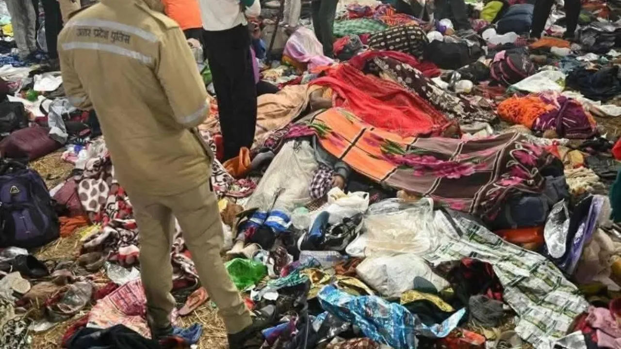 Mahakumbh Stampede: माहकुंभ में VIP संस्कृति पर रोक जरूरी: खरगे-राहुल 