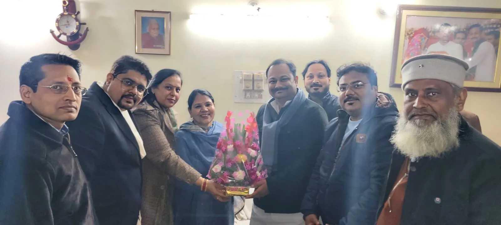 लखीमपुर खीरी: व्यापारियों ने की 6 विधान परिषद सदस्य चुने जाने की मांग