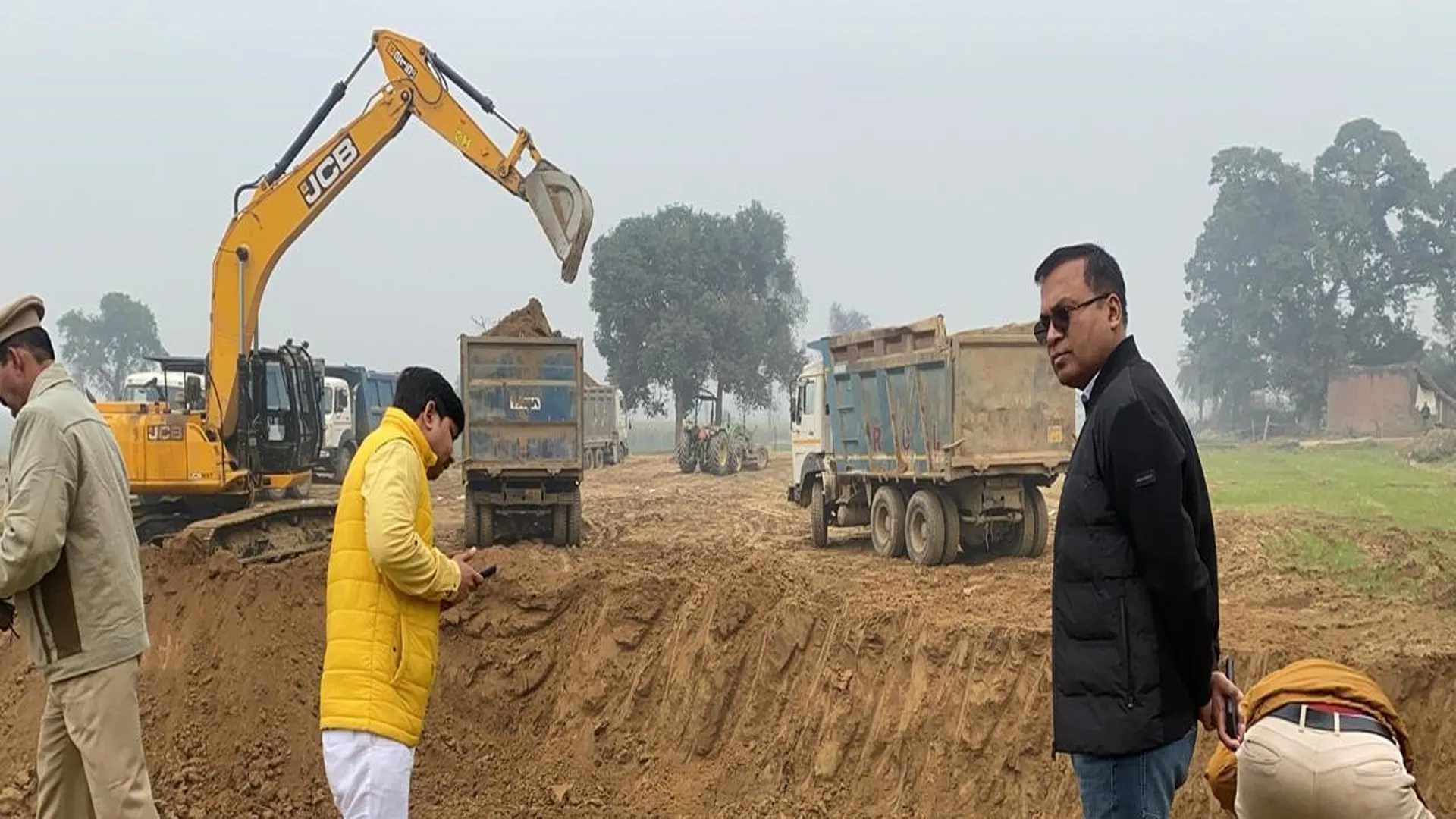 शाहजहांपुर: अवैध खनन पर डीएम ने एसडीएम पुवायां से मांगा स्पष्टीकरण