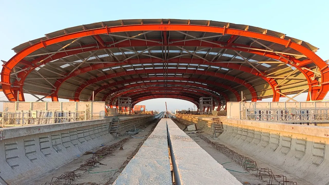 Kanpur में मेट्रो कॉरिडोर: बारादेवी से नौबस्ता तक सभी स्टेशनों की छत हुई तैयार