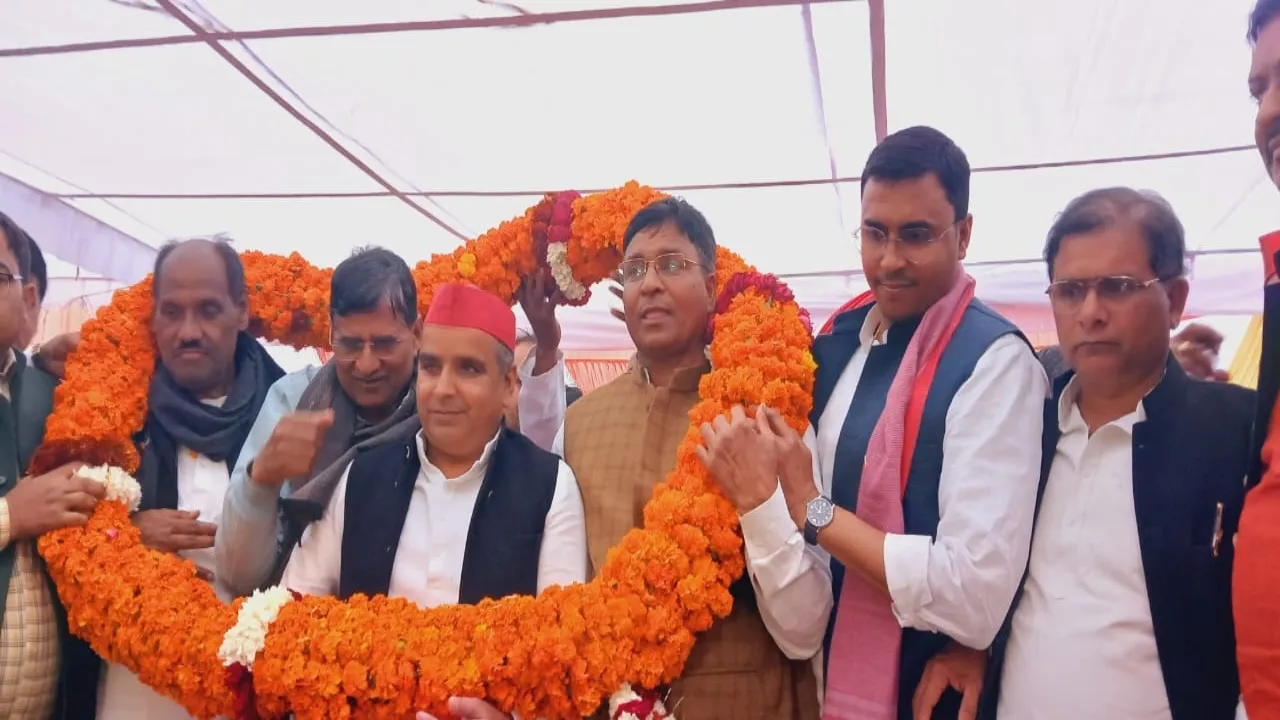 Milkipur by-election : सपा प्रत्याशी के समर्थन में आजमगढ़ के सांसद धर्मेंद्र यादव ने की जनसभा, बोले- फैजाबाद लोकसभा में जीत से बढ़ा अखिलेश का सम्मान 