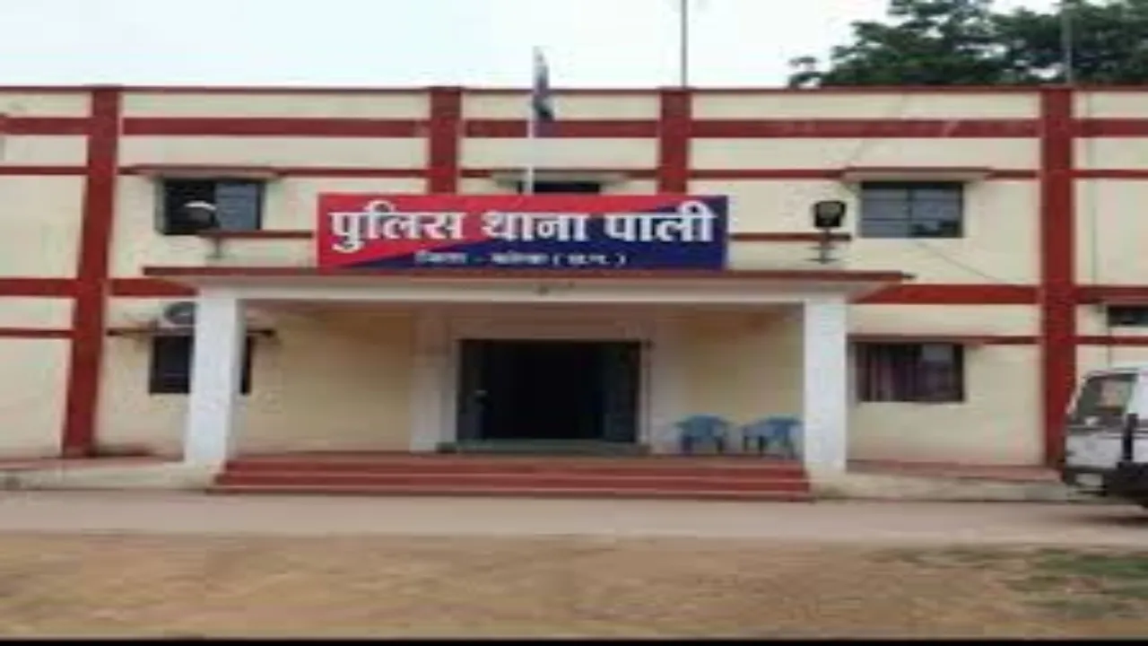 Hardoi News : बच्चों के झगड़े में पड़ोसी ने तीन साल की बच्ची को जमीन पर पटका, मौत