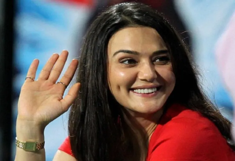 Preity Zinta Birthday : 50 वर्ष की हुई प्रीति जिंटा, 'डिंपल गर्ल' को इन फिल्मों ने बनाया स्टार...पंजाब किंग्स की हैं सह मालकिन
