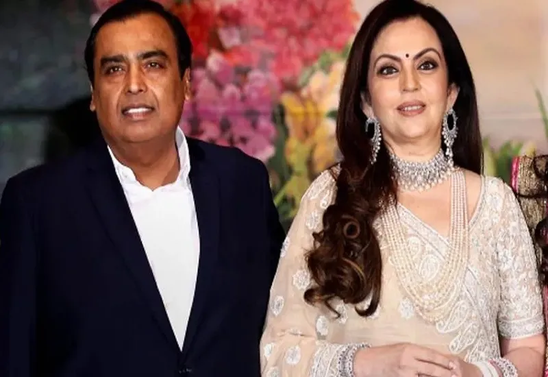 US: डोनाल्ड ट्रंप के शपथ ग्रहण समारोह में शामिल होंगे मुकेश-नीता अंबानी, विदेशी नेताओं और मशहूर हस्तियों के भी शामिल होने की संभावना 