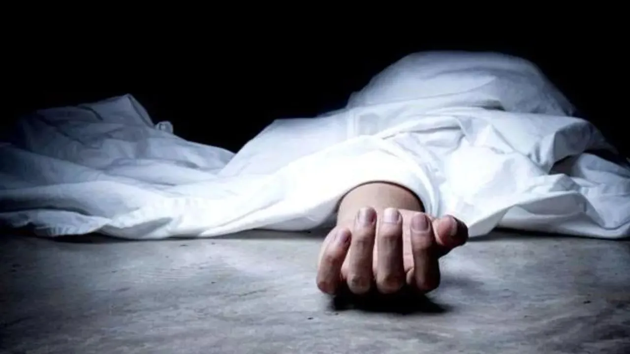 Kanpur में महिला ने बच्चों को पीटने के बाद किया सुसाइड: मरने से पहले इंस्टा पर लिखा- 'ओल्ड इज गोल्ड', घरेलू कलह से थी परेशान 
