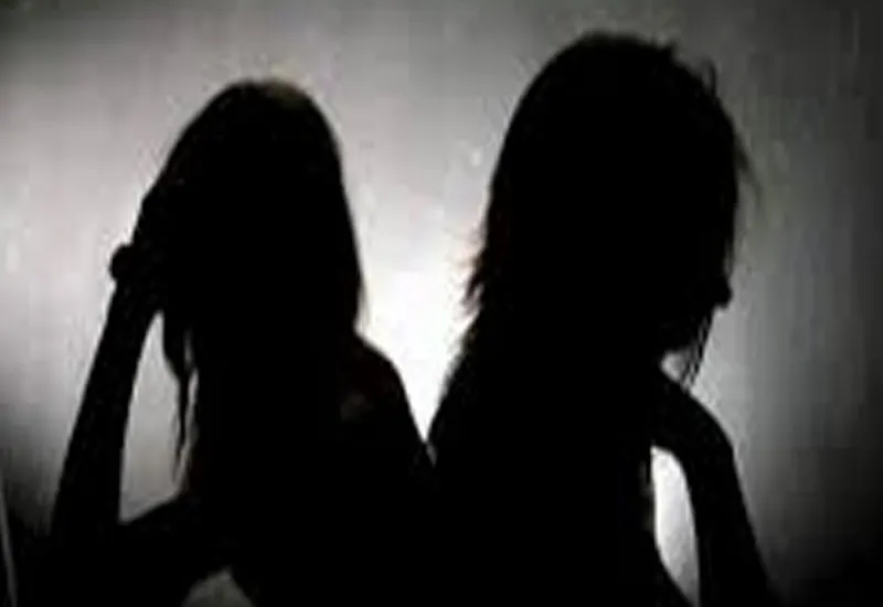 गजब! दिल्ली और कश्मीर की सैर करने निकली थीं लापता दोनों छात्राएं, एक ने दादी में माैत का बनाया बहाना