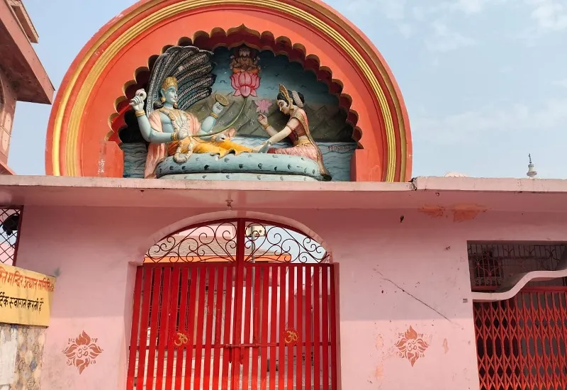 मुरादाबाद : लालबाग के मां संतोषी व भोलेनाथ मंदिर में चोरी, श्रद्धालुओं में गुस्सा