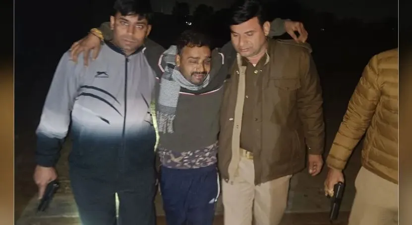 बरेली: सेटेलाइट बस स्टैंड फायरिंग मामले में आरोपी गिरफ्तार, मुठभेड़ में लगी गोली