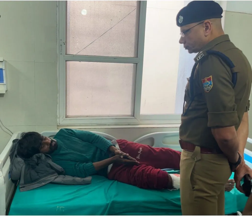 कुख्यात लकड़ी तस्कर छिंदर पुलिस मुठभेड़ में घायल