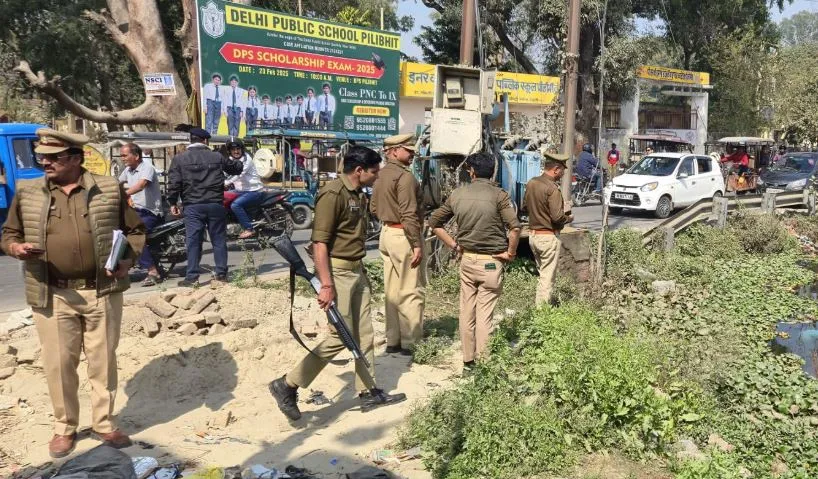 पीलीभीत: हाईवे किनारे तालाब में उतराता मिला शव, जांच में जुटी पुलिस