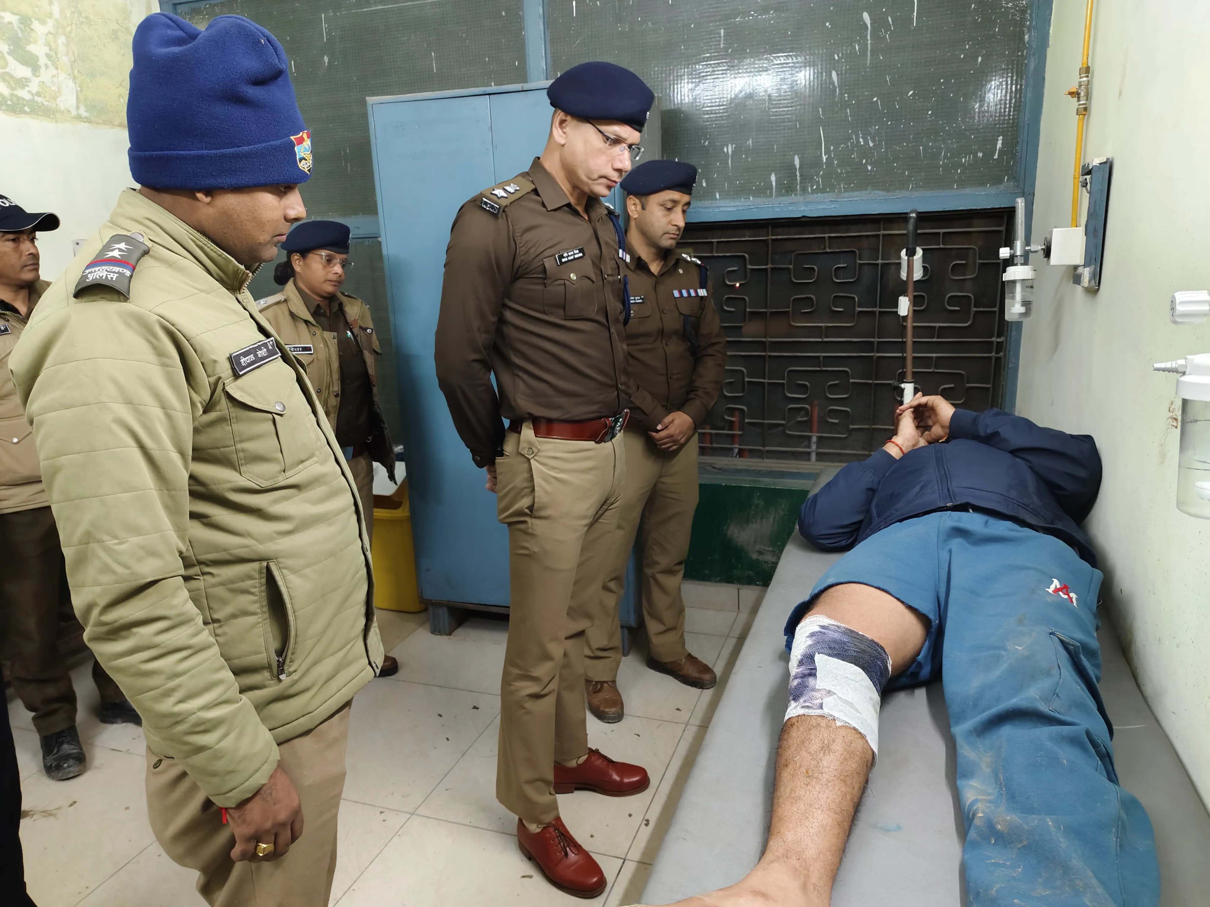 पुलिस मुठभेड़ में दो बदमाशों को लगी गोली