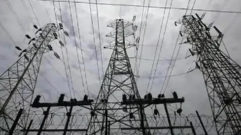 लखीमपुरखीरी: आज से 18 तक बिजली कटौती का रोस्टर जारी, जल्द से जल्द कर लें पीने के पानी का इंतजाम