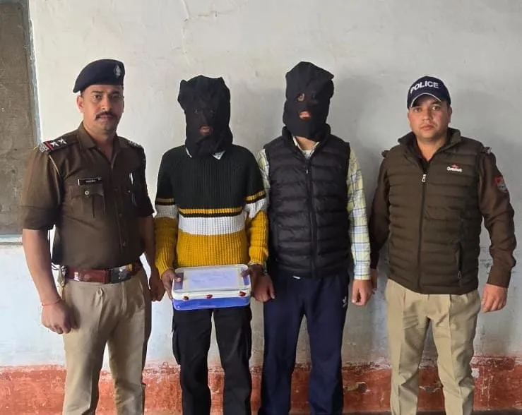 बस चालक पर फायर करने वाले दो आरोपी गिरफ्तार  