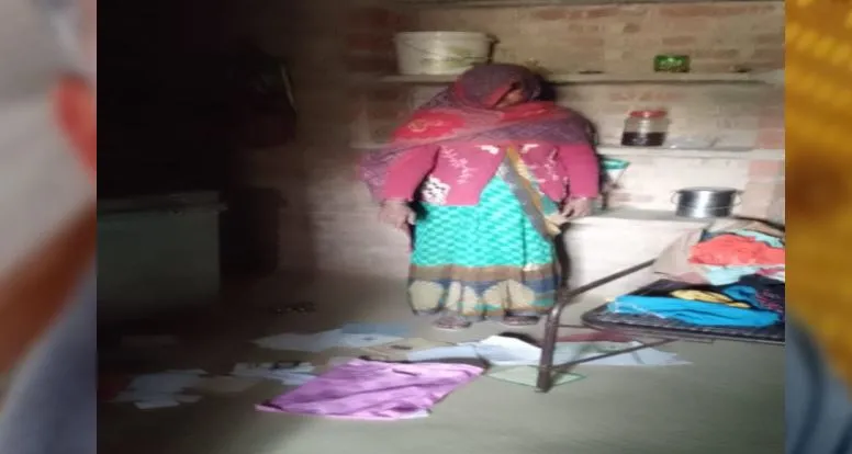 बदायूं: कथा सुनने गई महिला, घर पर बेटे की मौजूदगी में कर ली चोरी...नकदी समेत ले गए जेवरात