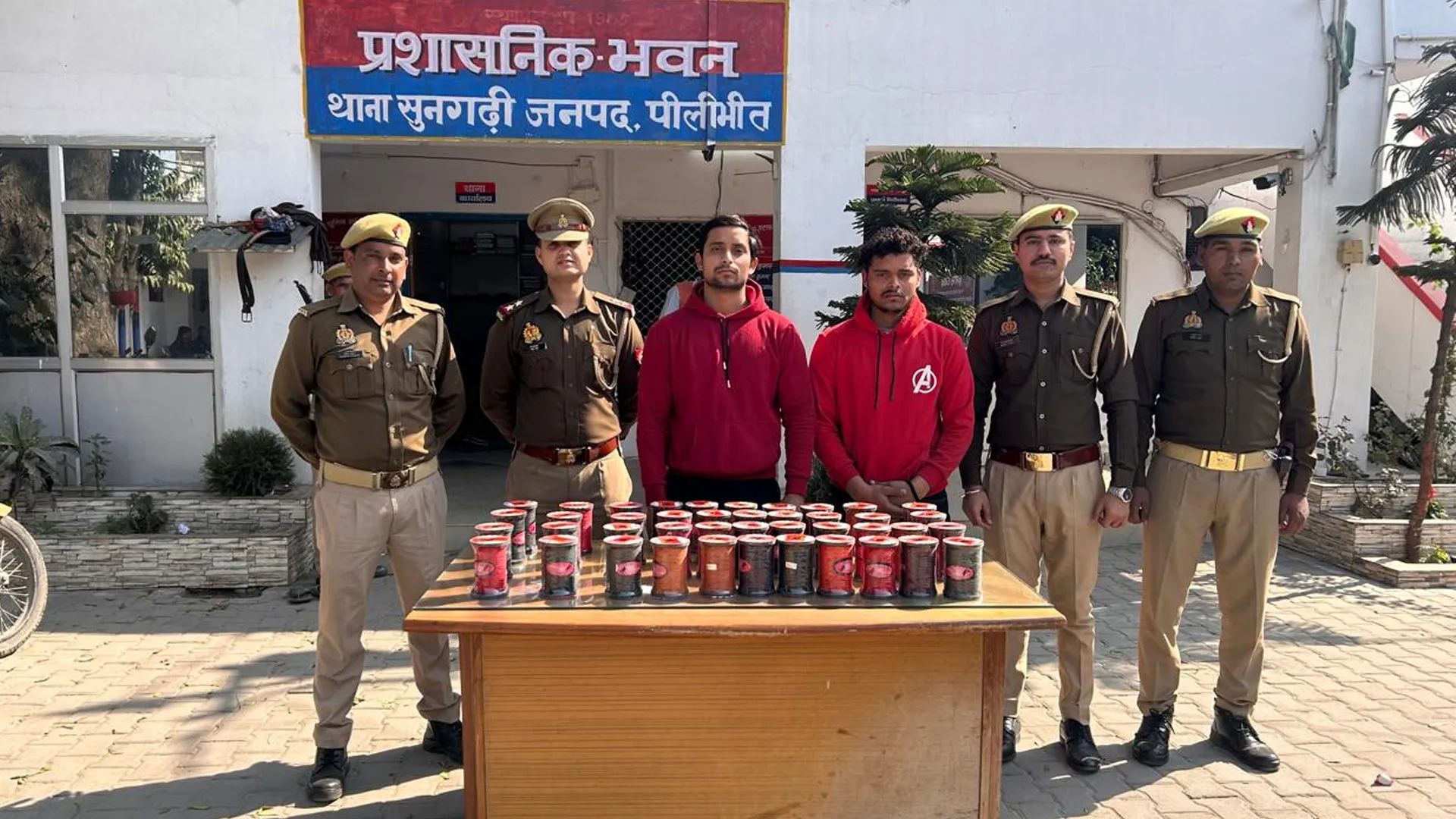 पीलीभीत: सिस्टम सख्त तो रिस्क पर काम...ये कहकर बढ़ा दिए चाइनीज मांझे के दाम