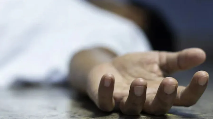 लखीमपुर खीरी: विवाहिता ने फंदे से लटक कर दी जान, परिवार में मचा कोहराम