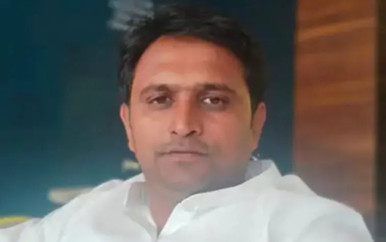 Bareilly: सपा नेताओं की बढ़ी मुश्किलें, पूर्व विधायक सुल्तान वेग के बाद चेयरमैन पर FIR