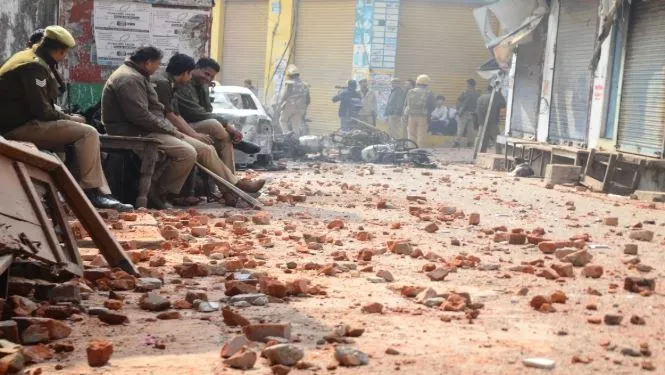 संभल हिंसा: विदेश भागने से पहले करोड़ों की संपत्तियां दूसरों के नाम कर गया शारिक साठा