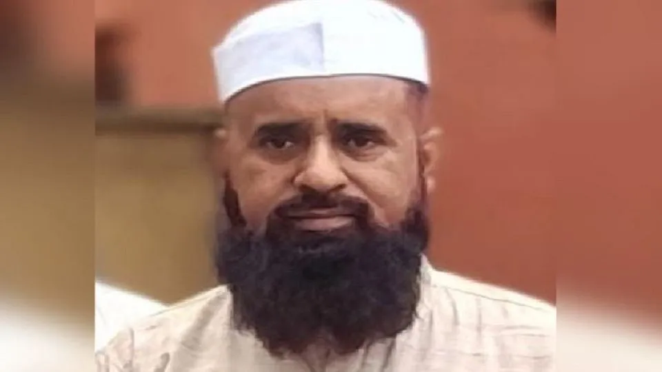 Bareilly: आंवला चेयरमैन पर भी FIR, महाकुंभ को लेकर की थी आपत्तिजनक टिप्पणी