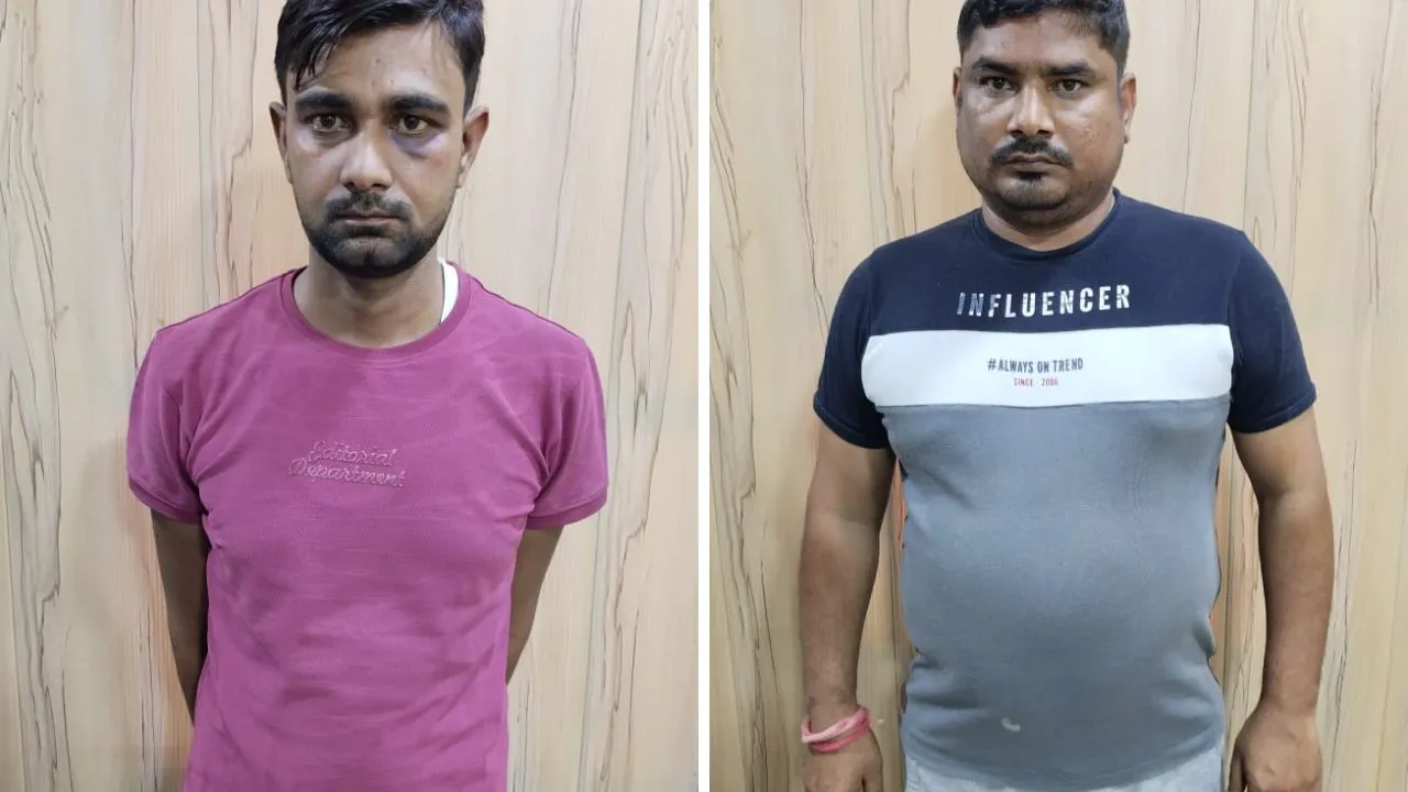 कानपुर में दो ATM हैकर गिरफ्तार: स्टील की प्लेट फंसाकर करते घटना, ग्राहक खाते में पैसा आने की बात सोचता...