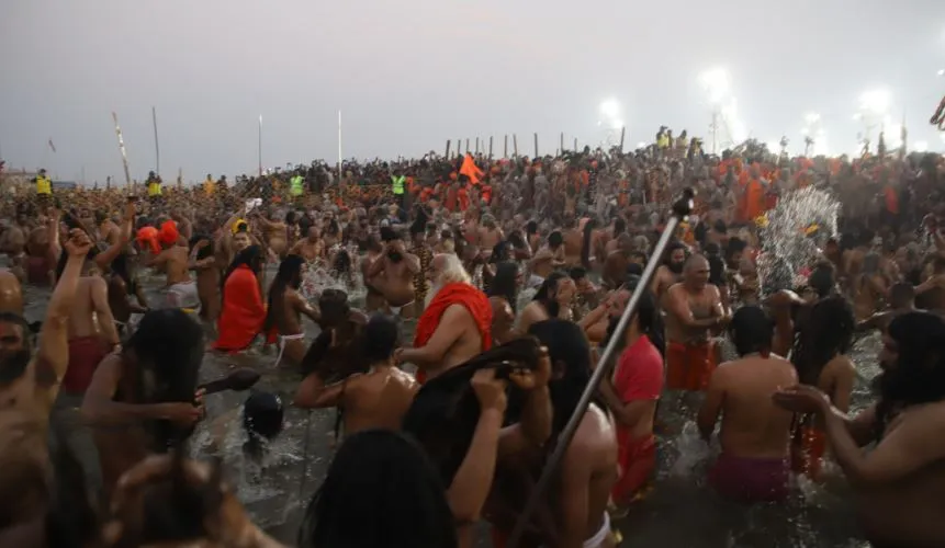 Mahakumbh 2025: साधु संतों के अमृत स्नान से बसंती हुआ महाकुंभ, दो करोड़ से अधिक ने लगाई पवित्र डुबकी