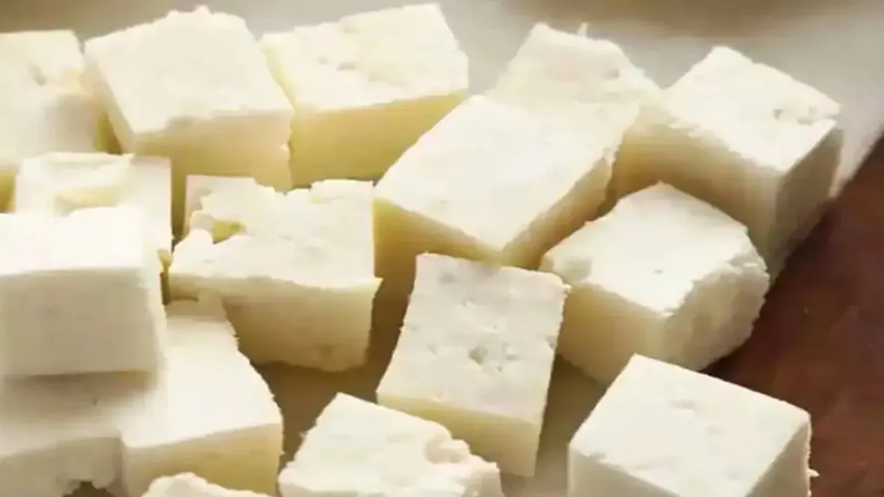 Bulandshahr News: शादी में पनीर युक्त भोजन करने से 181 बाराती बीमार, चिकित्सकों की टीम ने गांव में डाला डेरा 