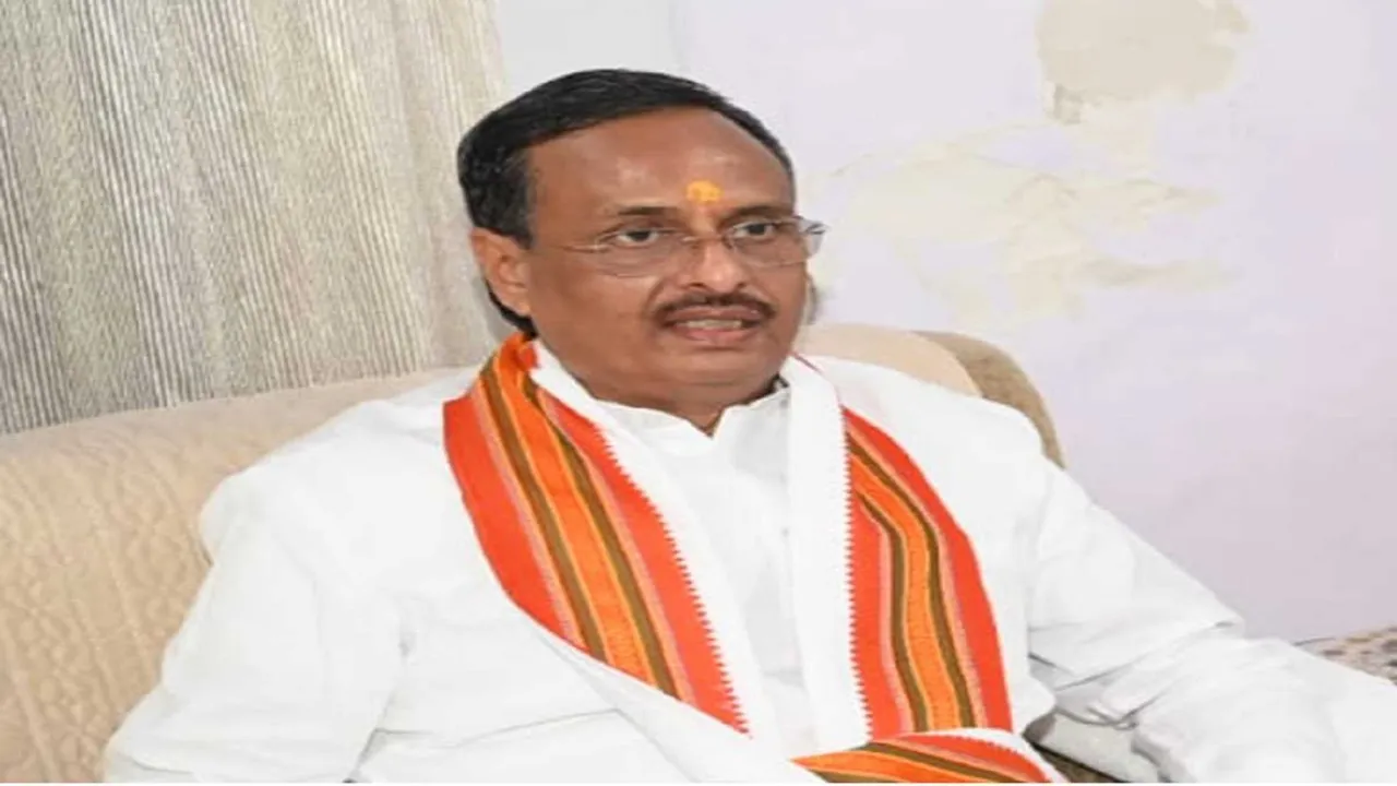 दिल्ली चुनाव: दिनेश शर्मा ने केजरीवाल पर कसा तंज, कहा-‘रावण का अहंकार भी ज्यादा दिन नहीं टिका’ 