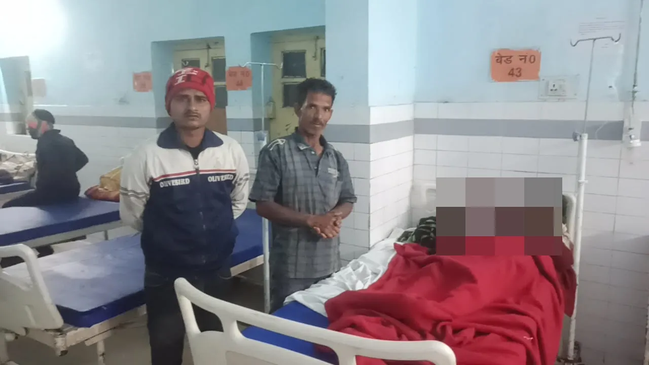 बहराइच: खेलते समय गर्म कढ़ाई में गिरा बालक, गंभीर रूप से झुलसा, रेफर 