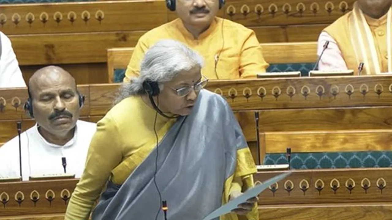 New Income Tax Bill 2025 : वित्त मंत्री ने लोकसभा में पेश किया नया इनकम टैक्स बिल, आयकर भरना होगा आसान