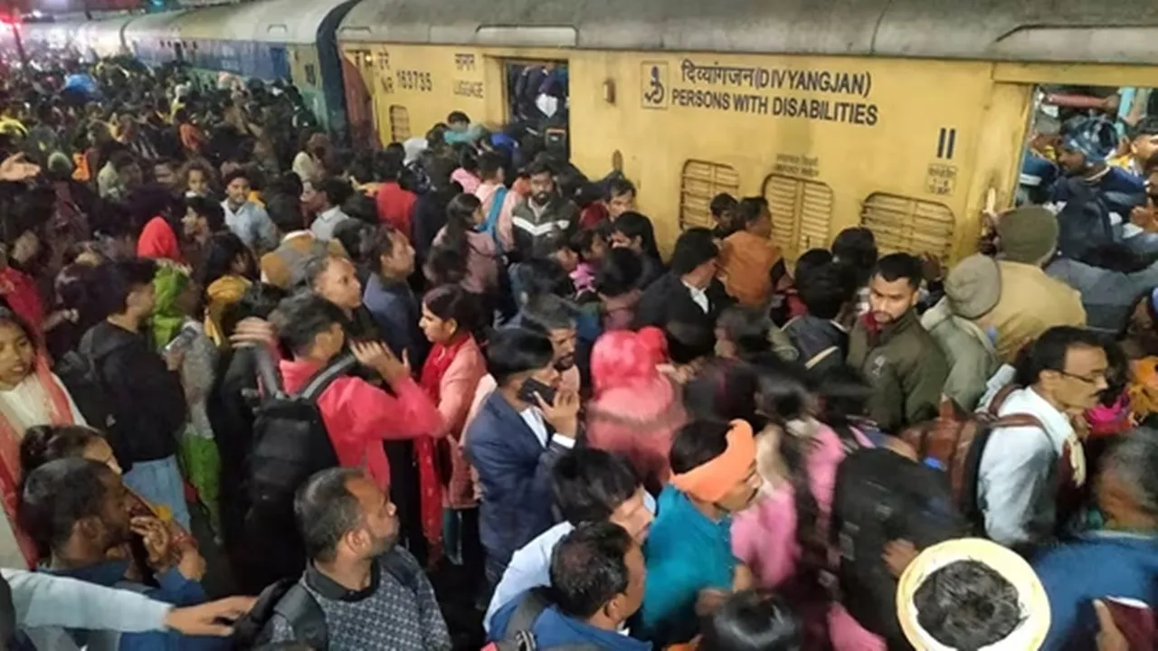 उपराष्ट्रपति, सीएम योगी और केशव मौर्य ने नई दिल्ली रेलवे स्टेशन पर मची भगदड़ की घटना पर प्रकट किया दुख 