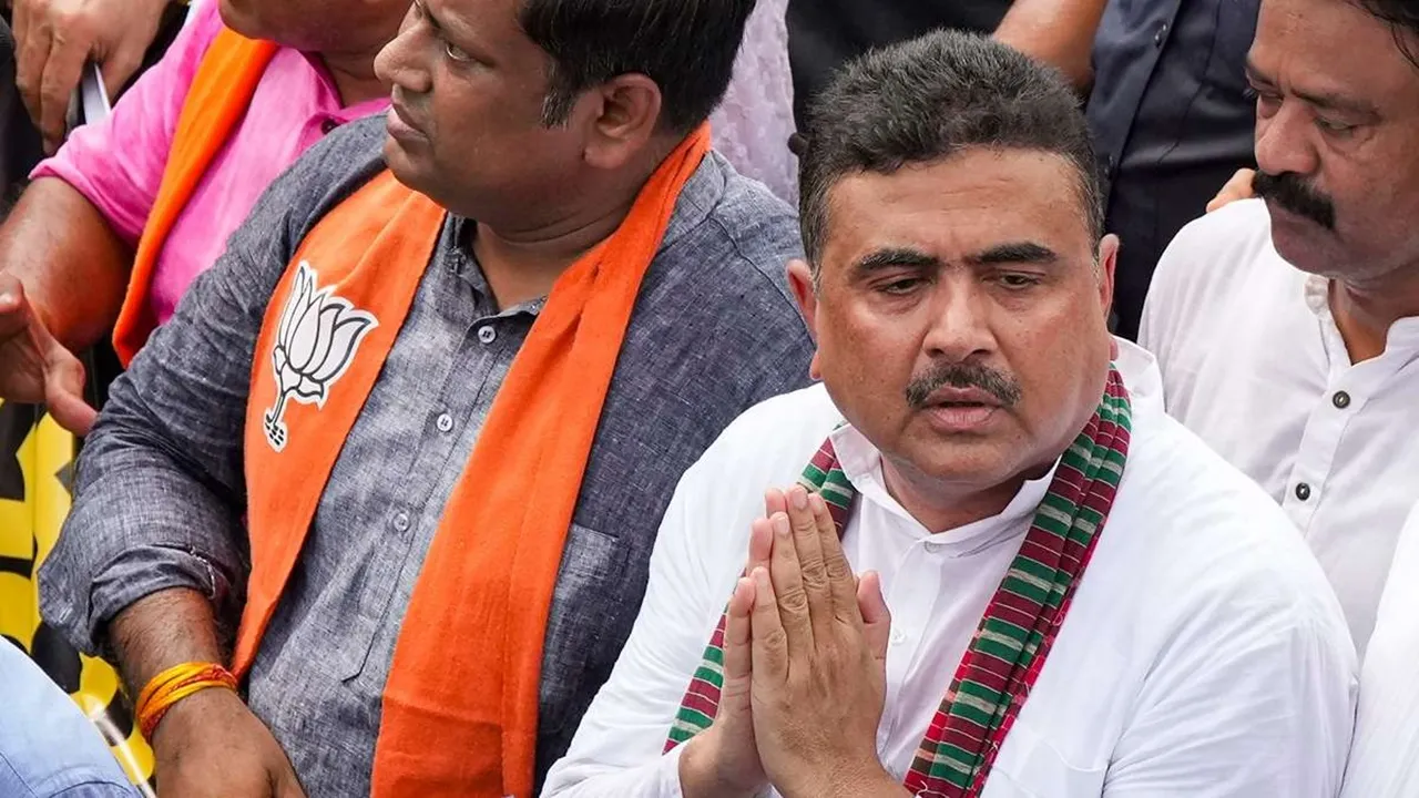 प. बंगाल विधानसभा के बजट सत्र से नेता प्रतिपक्ष शुभेंदु अधिकारी समेत भाजपा के चार विधायक निलंबित, जानें पूरा मामला