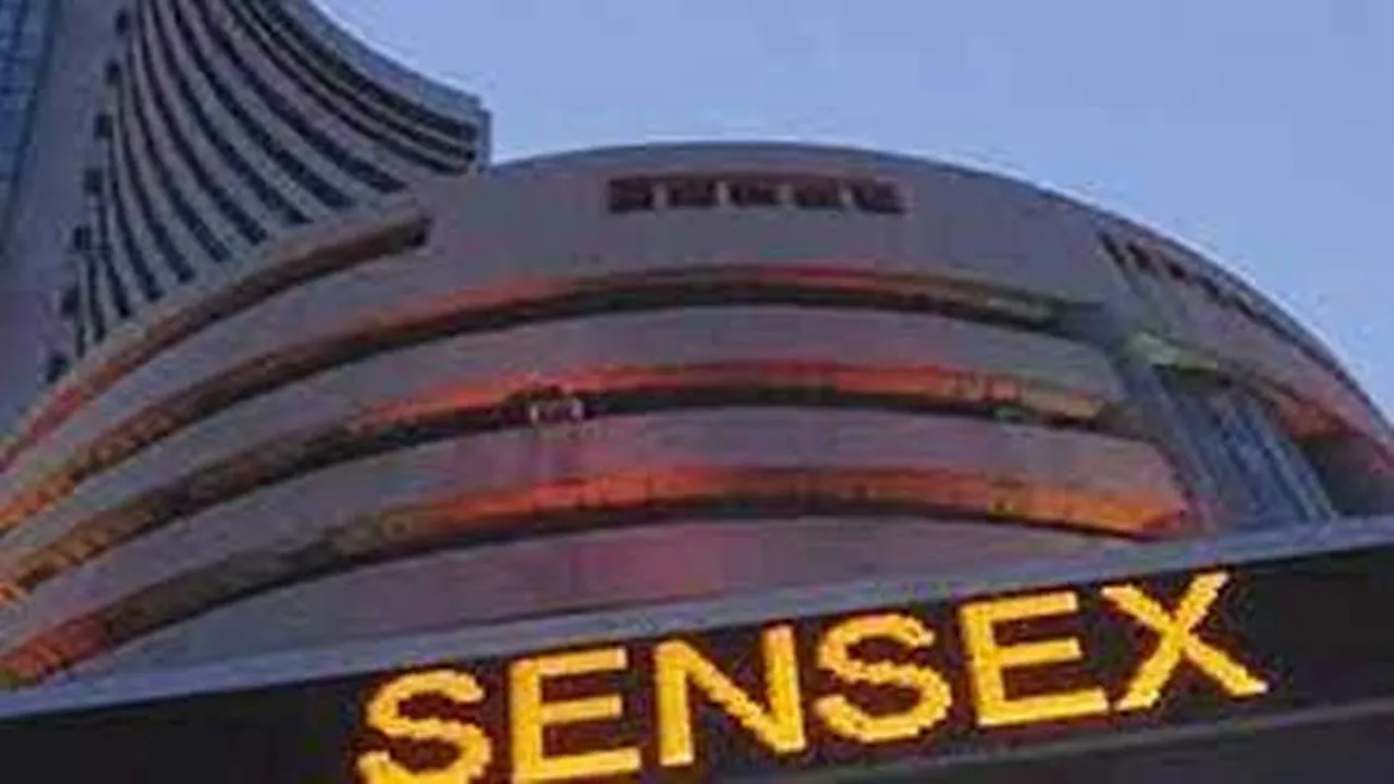 Stock Market: शेयर बाजार हरे निशान में हुआ बंद, सेंसेक्स-निफ्टी में 8 दिन से जारी गिरावट पर लगा विराम 