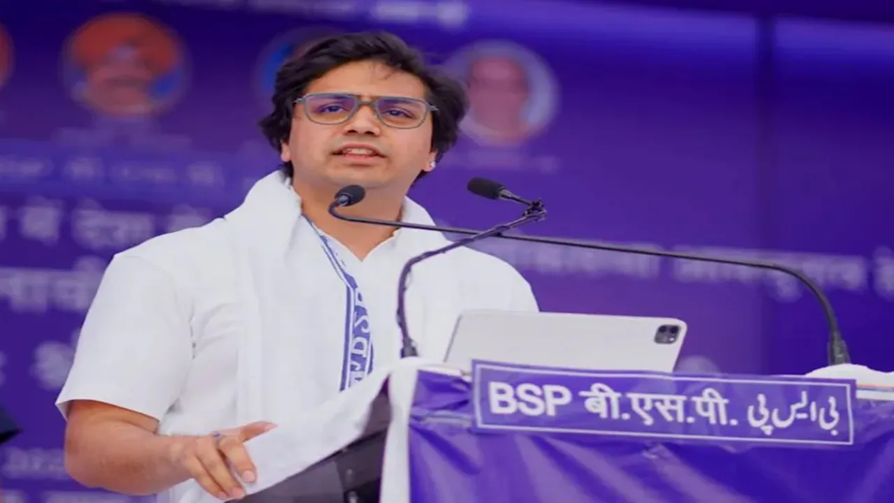 उदित राज ने मायावती पर दिया विवादित बयान, भड़के आकाश आनंद, UP पुलिस को दिया यह अल्टीमेटम