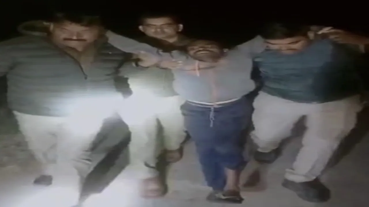 बाराबंकी में पुलिस मुठभेड़, 2 साल की बच्ची के अपहरणकर्ता को पैर में गोली मारकर पकड़ा