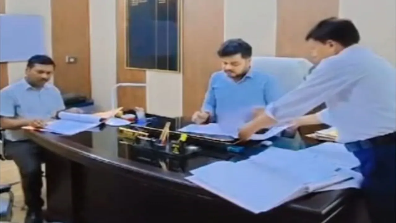 बहराइच में 90 मदरसों की मान्यता होगी रद्द, संचालकों में मचा हड़कंप, जानें क्या बोले अधिकारी, देखें लिस्ट