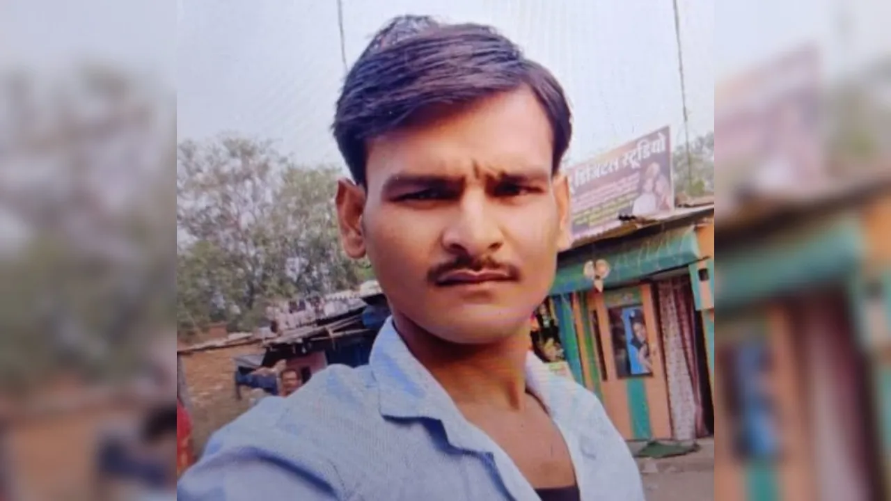 Kanpur: प्रेमिका के पिता ने पीटा तो युवक ने लगाई फांसी, पहले प्रेमी ने भी की थी आत्महत्या, परिजन बोले- सुसाइड के लिए उकसाया