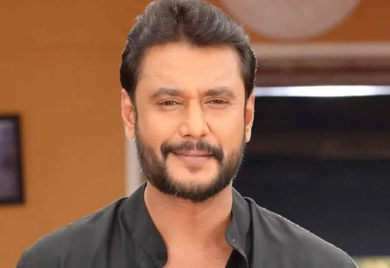 कन्नड़ अभिनेता दर्शन जमानत पर जेल से रिहा, समर्थन देने के लिए प्रशंसकों का जताया आभार