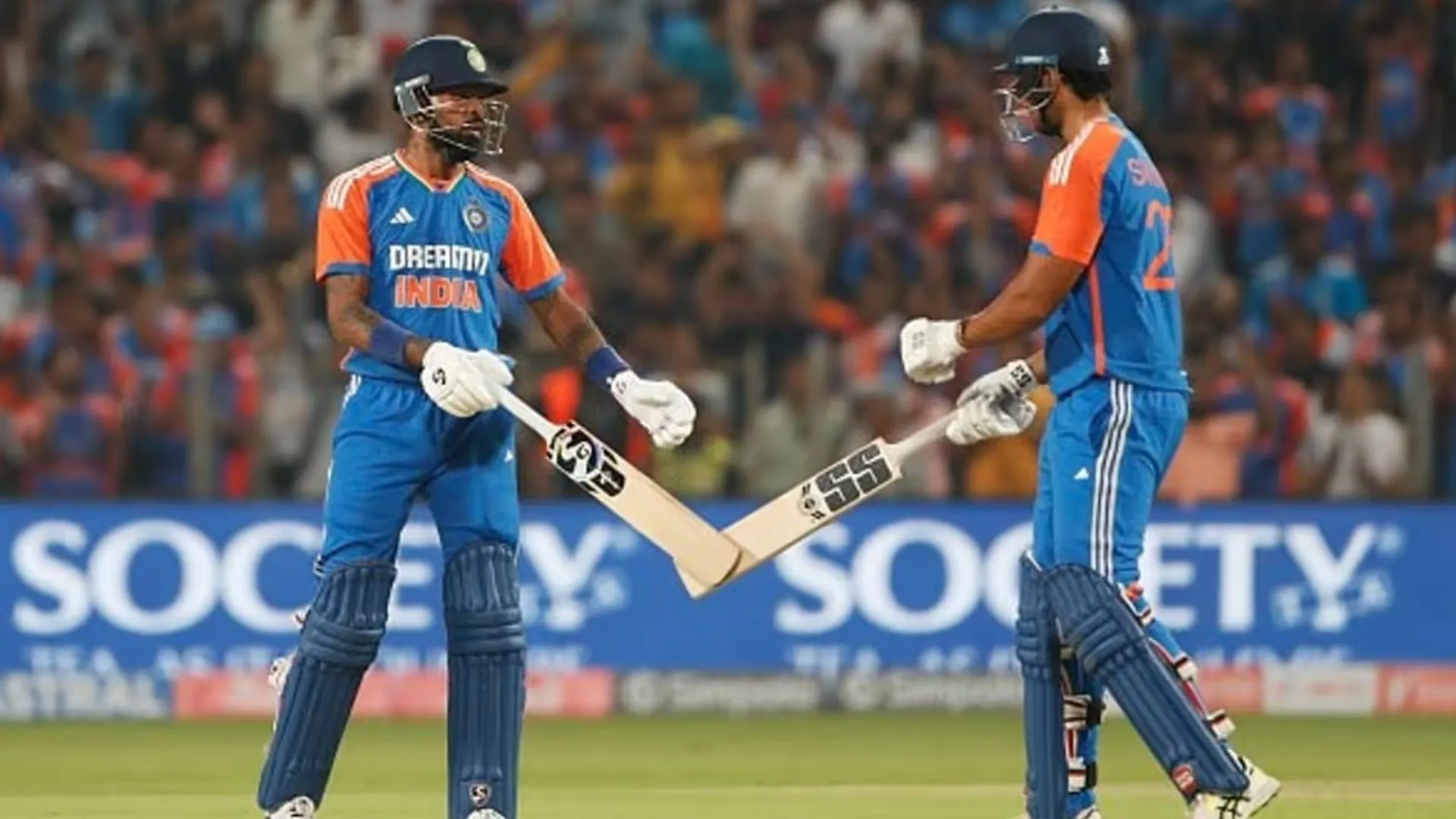 पुणे T20: पंड्या और दुबे के अर्धशतक, भारत ने इंग्लैंड को 15 रन से हराकर 3-1 की विजयी बढ़त बनाई
