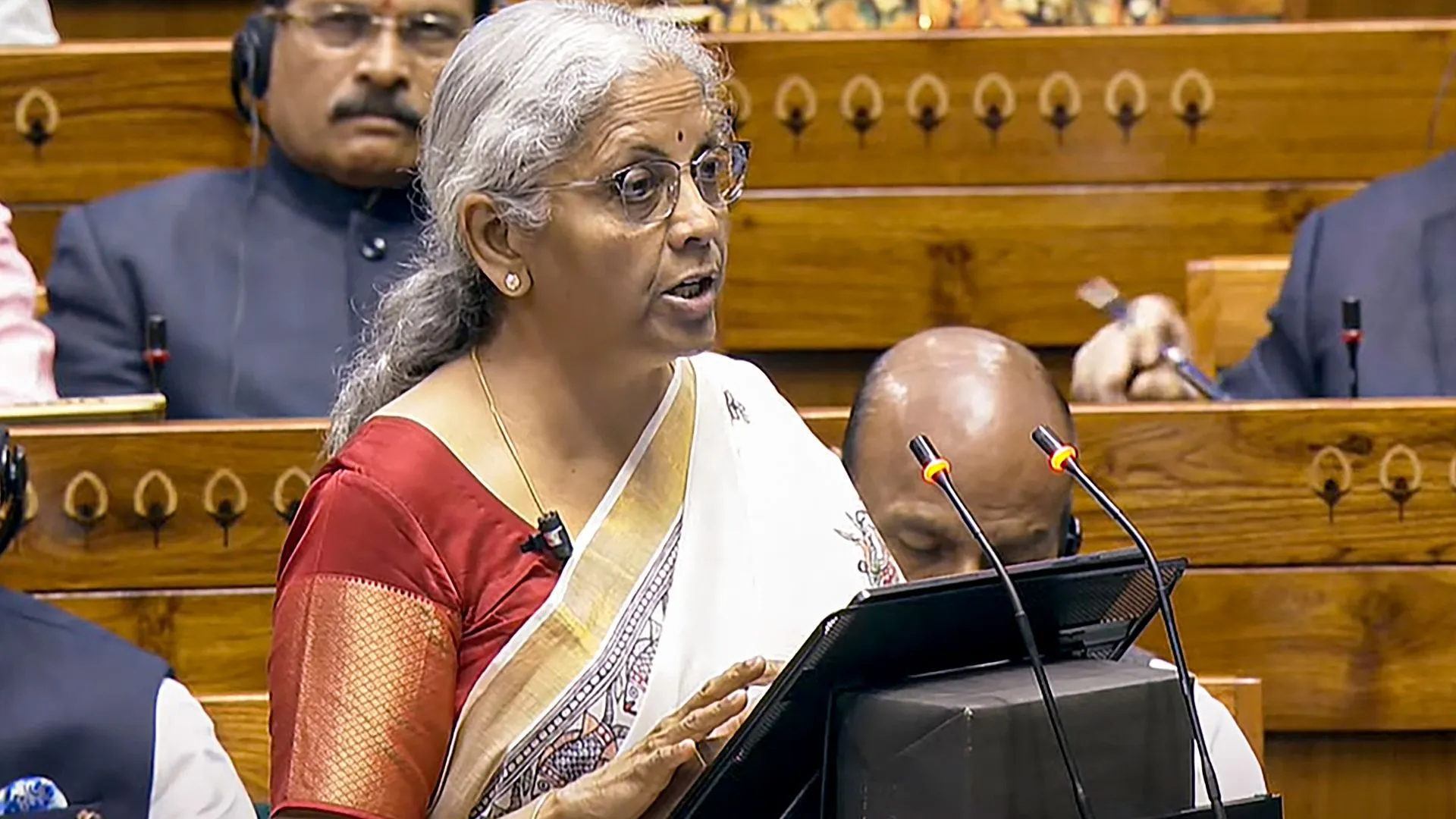 Budget 2025: बजट में बिहार के लिए सौगातों की बरसात, सीतारमण ने किए कई बड़े ऐलान...राज्य के नेताओं ने सराहा 