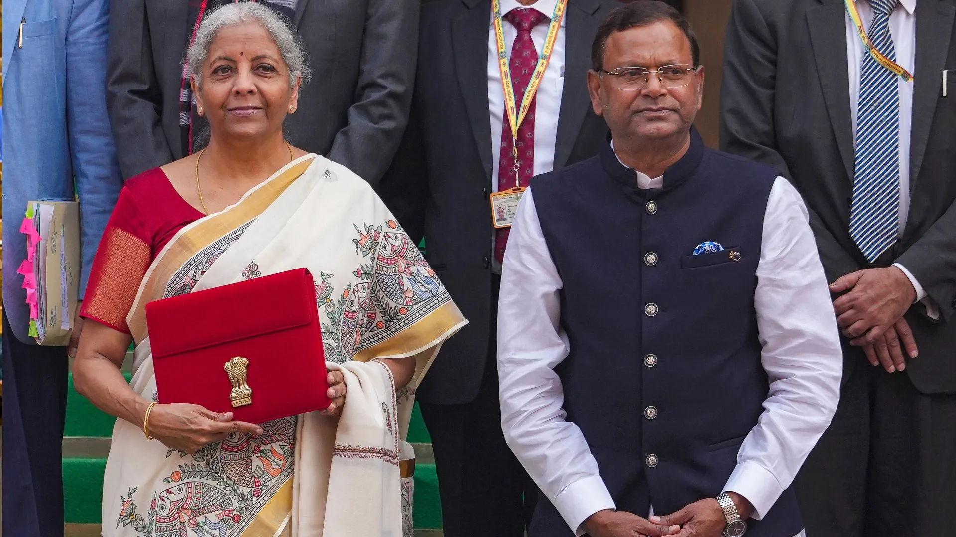 बजट में मध्यम वर्ग को बड़ी राहत, 12 लाख रुपये की सालाना आय पर अब नहीं लगेगा कोई Tax