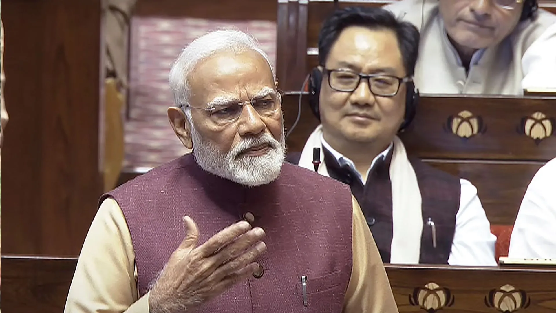 ‘सबका साथ, सबका विकास’ हमारी सरकार का मूलमंत्र , कांग्रेस के लिए ‘फैमिली फर्स्ट’, राज्यसभा में पीएम मोदी का वार