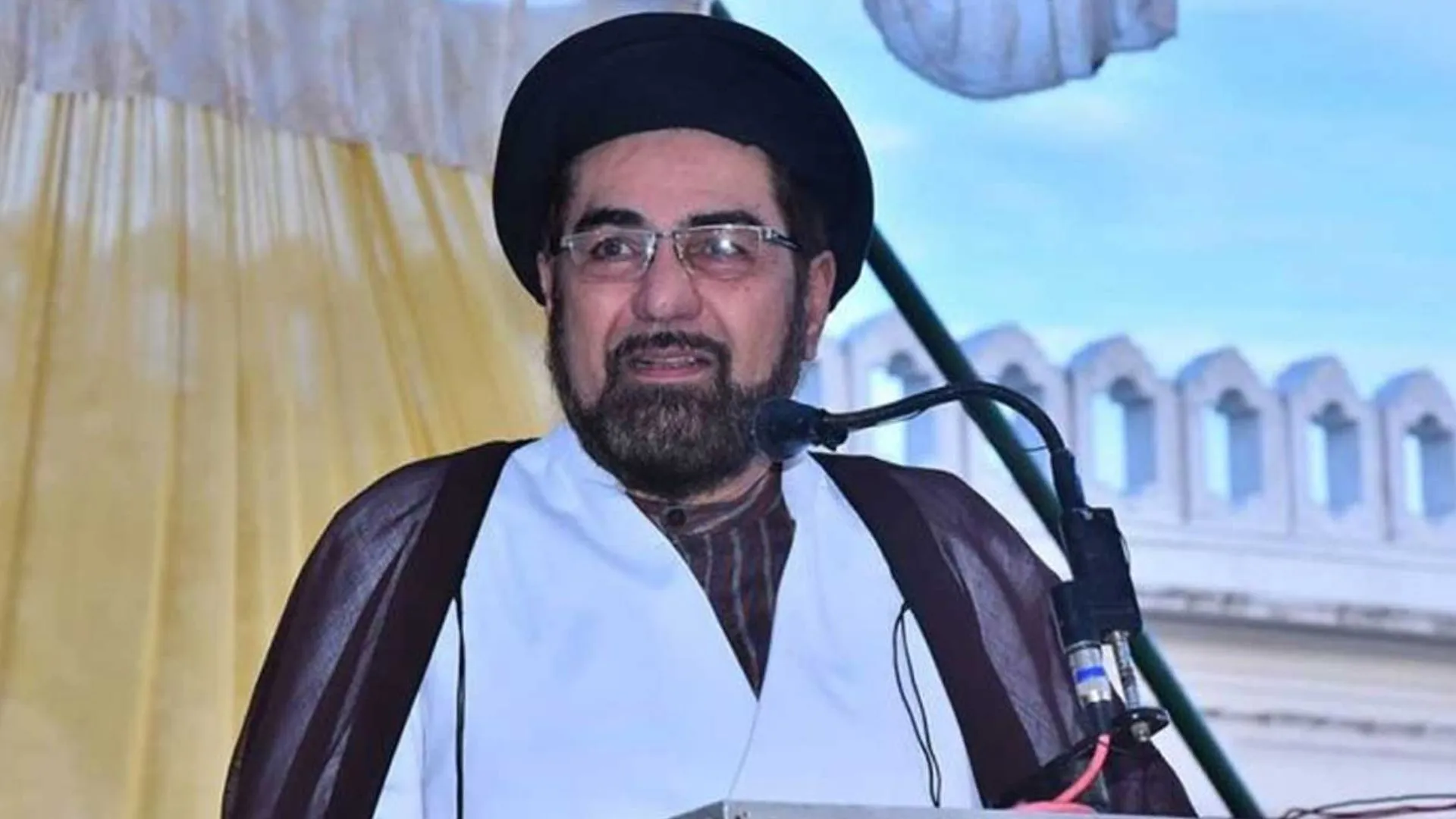 वक्फ संशोधन बिल असंवैधानिक, हम इसे कभी स्वीकार नहीं करेंगे- मौलाना कल्बे जवाद 