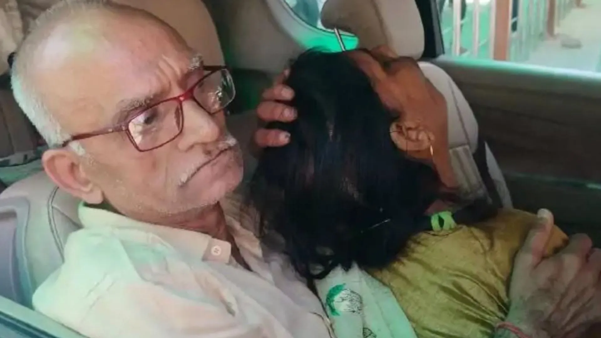 महाकुंभ: पत्नी ने पति के सामने तोड़ा दम, जाम के चलते नहीं मिला इलाज, 